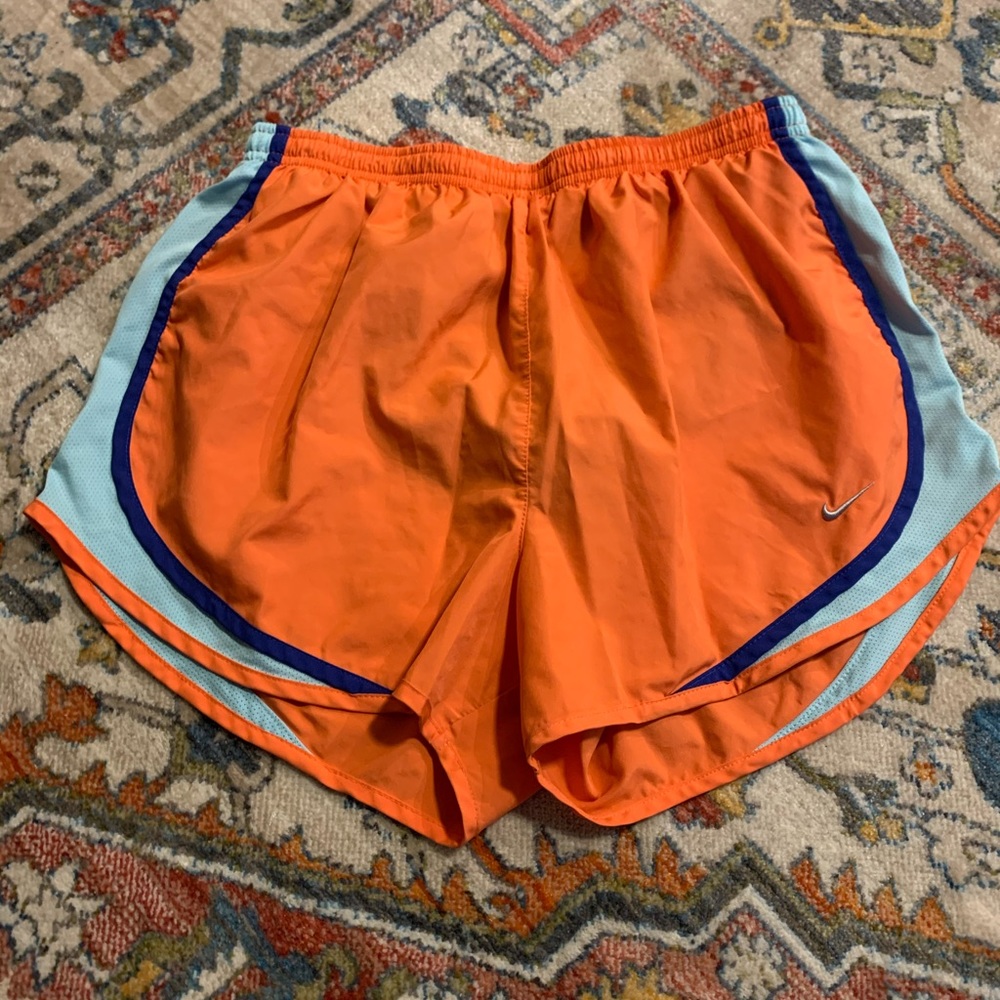 Nike Tempo Shorts - L